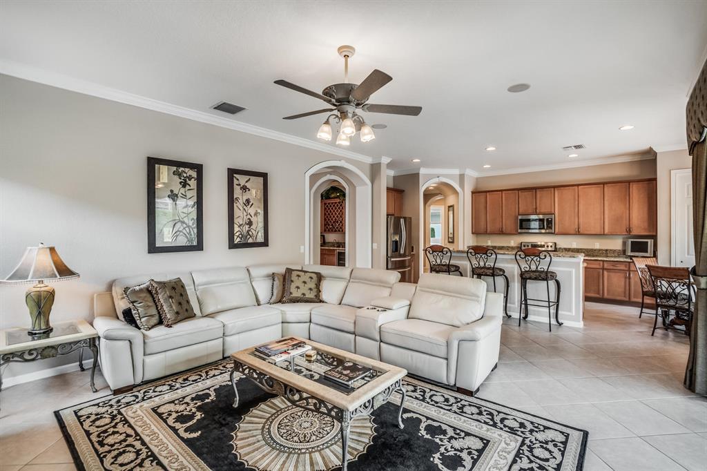 ISLES AT WELLINGTON / Grand Bay - Residential