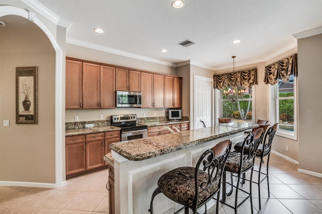 ISLES AT WELLINGTON / Grand Bay - Residential