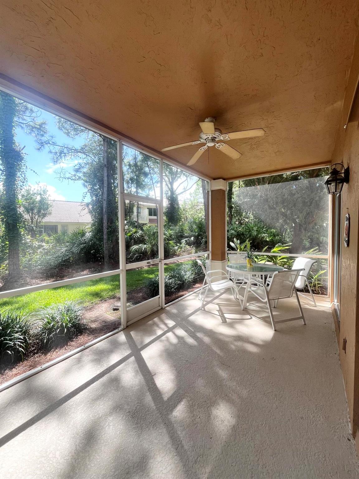 CASTLE PINES CONDOMINIUM - Residential Lease