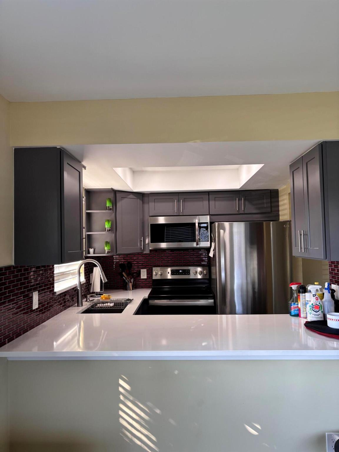 SUSSEX CONDO - Residential Lease