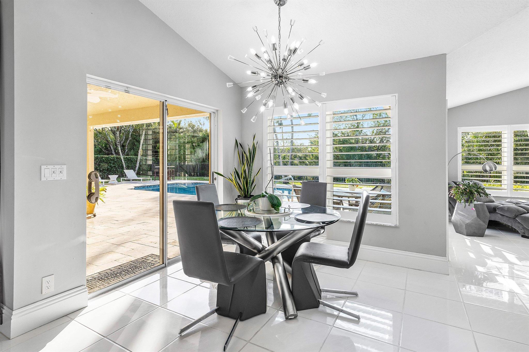 MISSION BAY - Residential Lease