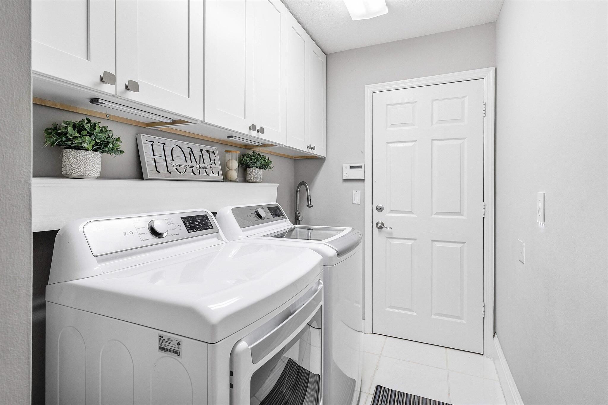 MISSION BAY - Residential Lease