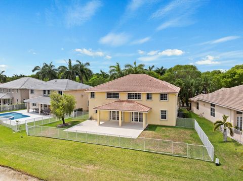 Single Family Residence in Weston FL 3660 Heron Ridge Ln Ln 33.jpg