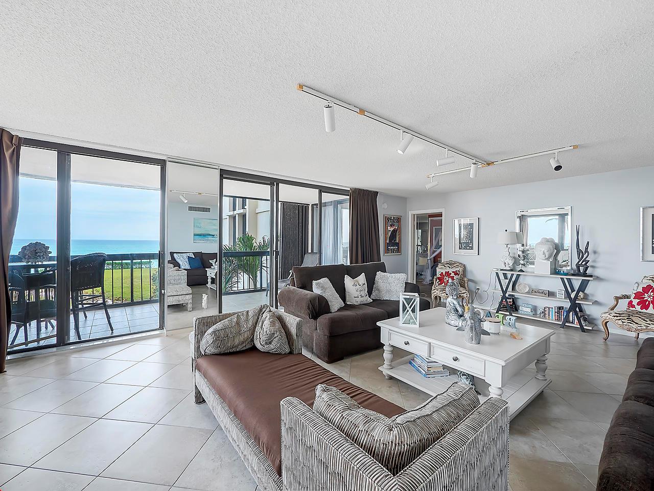 5380 N Ocean Drive 2e