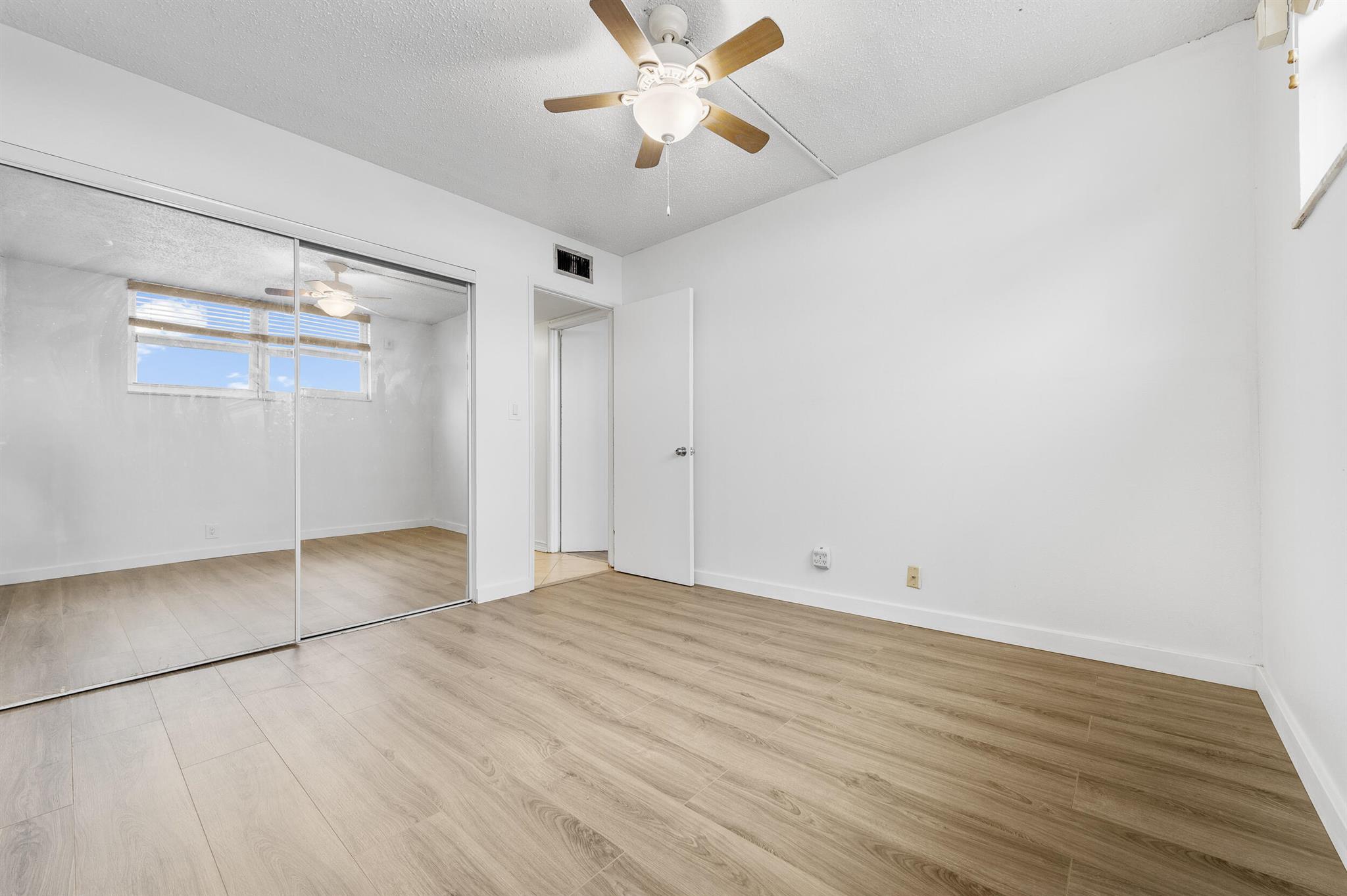 CASA VERANO CONDO - Residential Lease