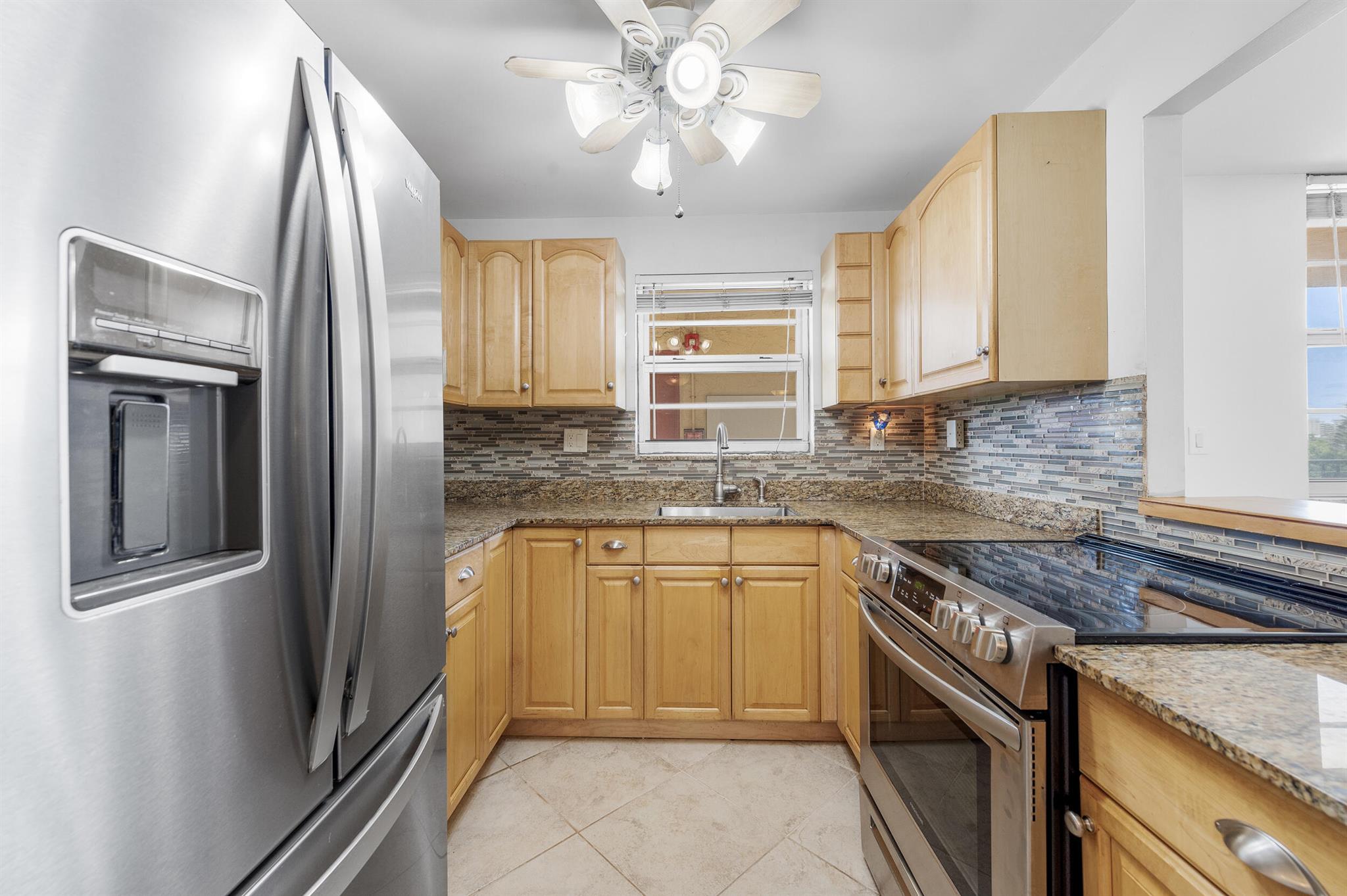 CASA VERANO CONDO - Residential Lease