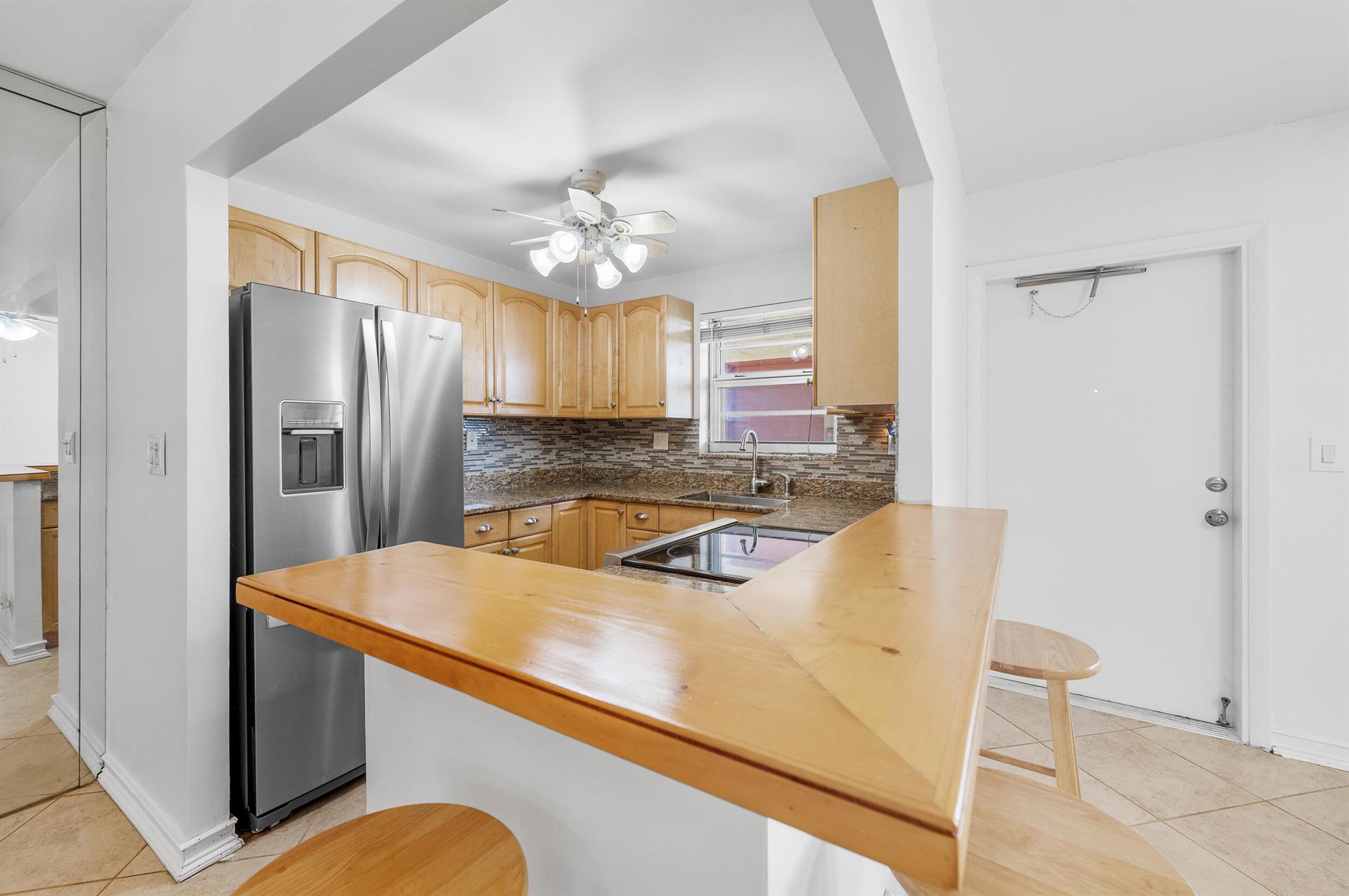 CASA VERANO CONDO - Residential Lease