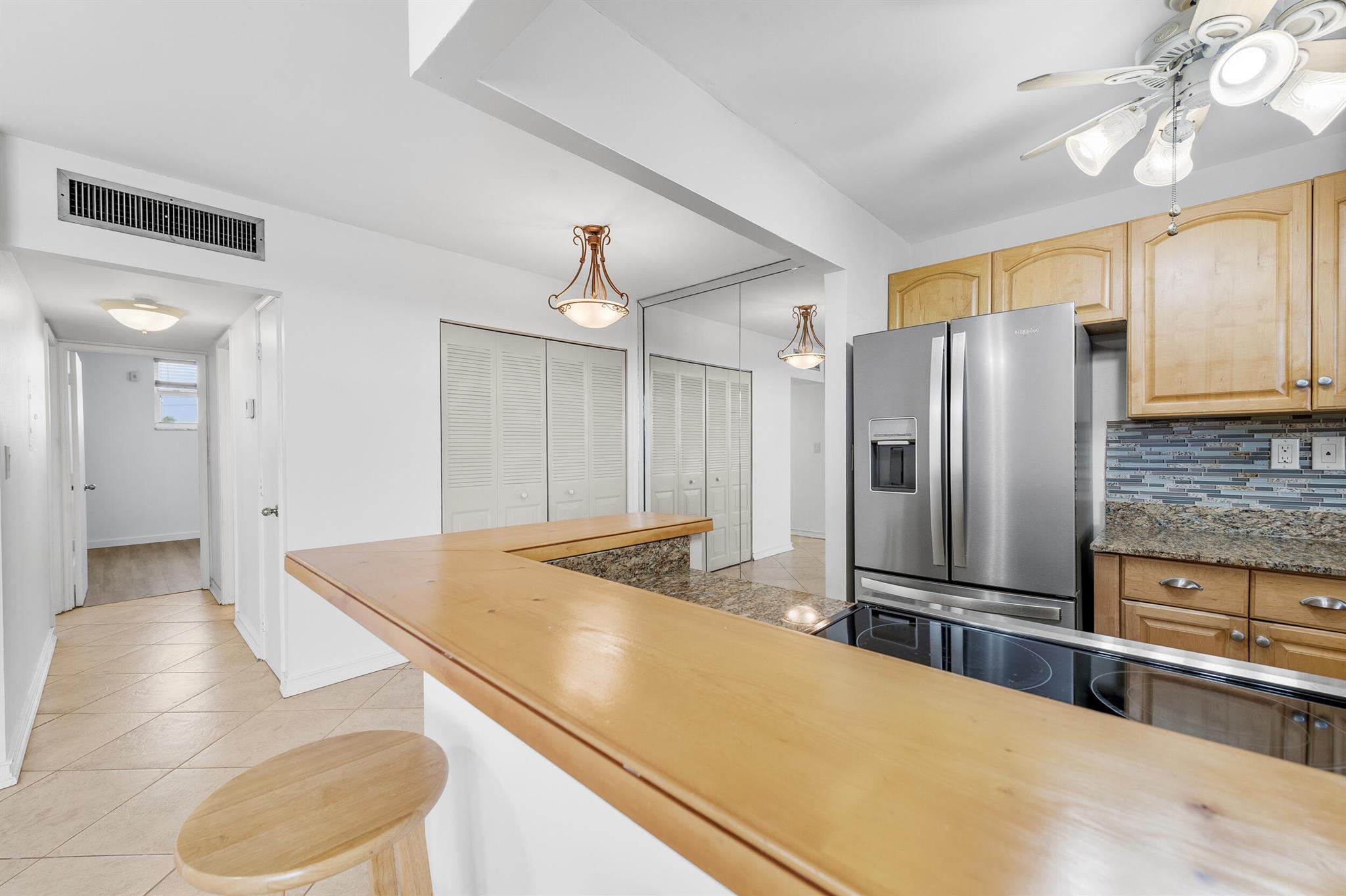 CASA VERANO CONDO - Residential Lease