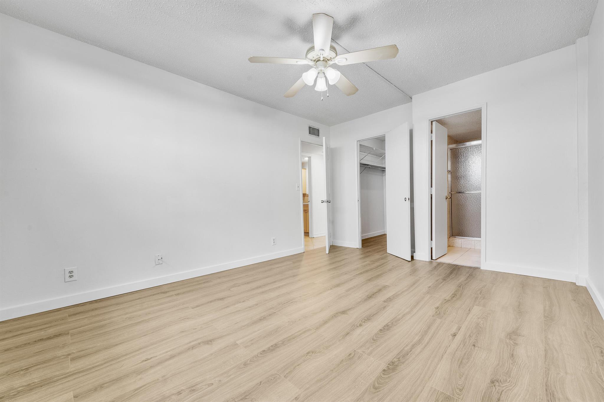 CASA VERANO CONDO - Residential Lease