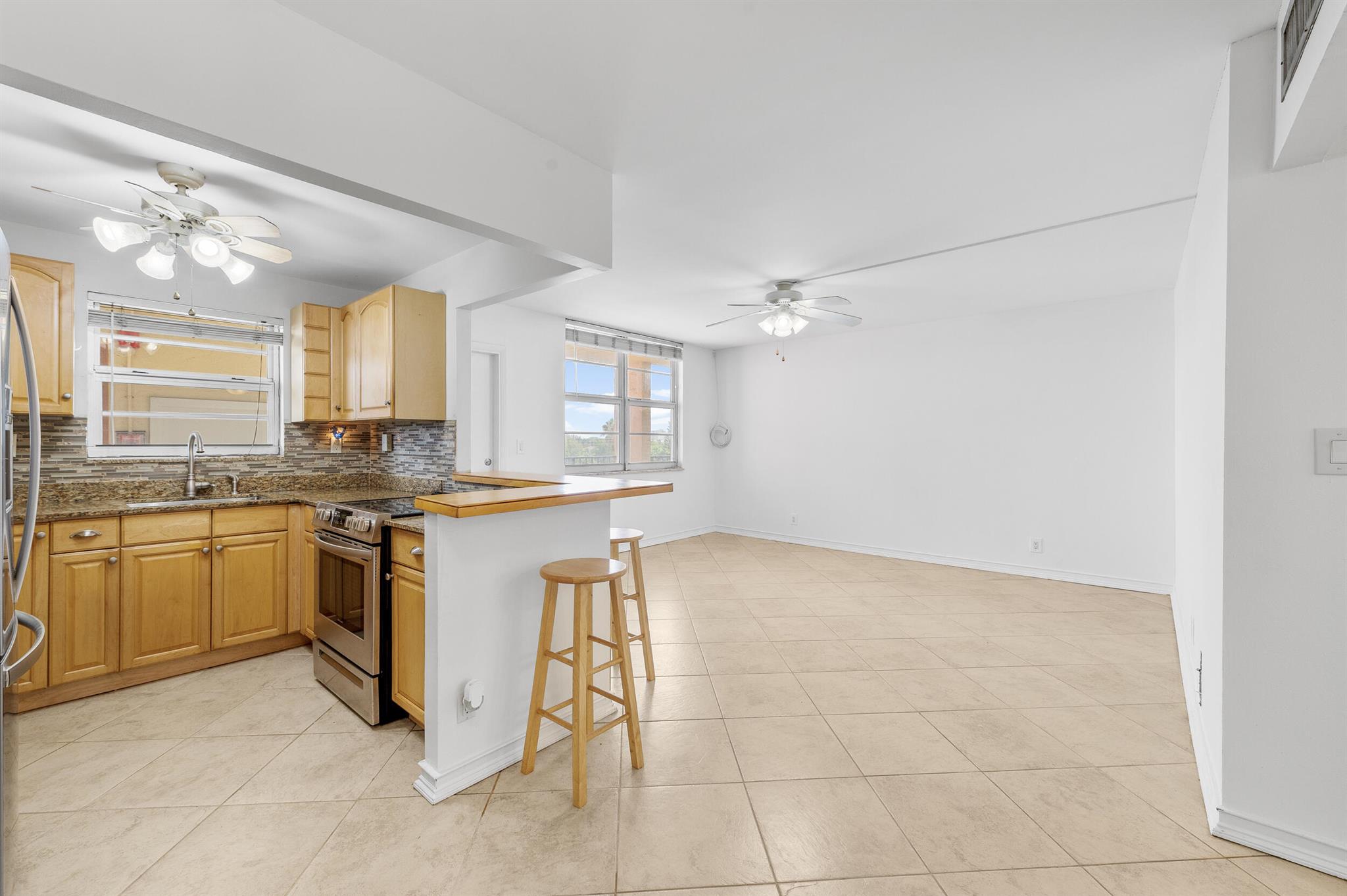 CASA VERANO CONDO - Residential Lease