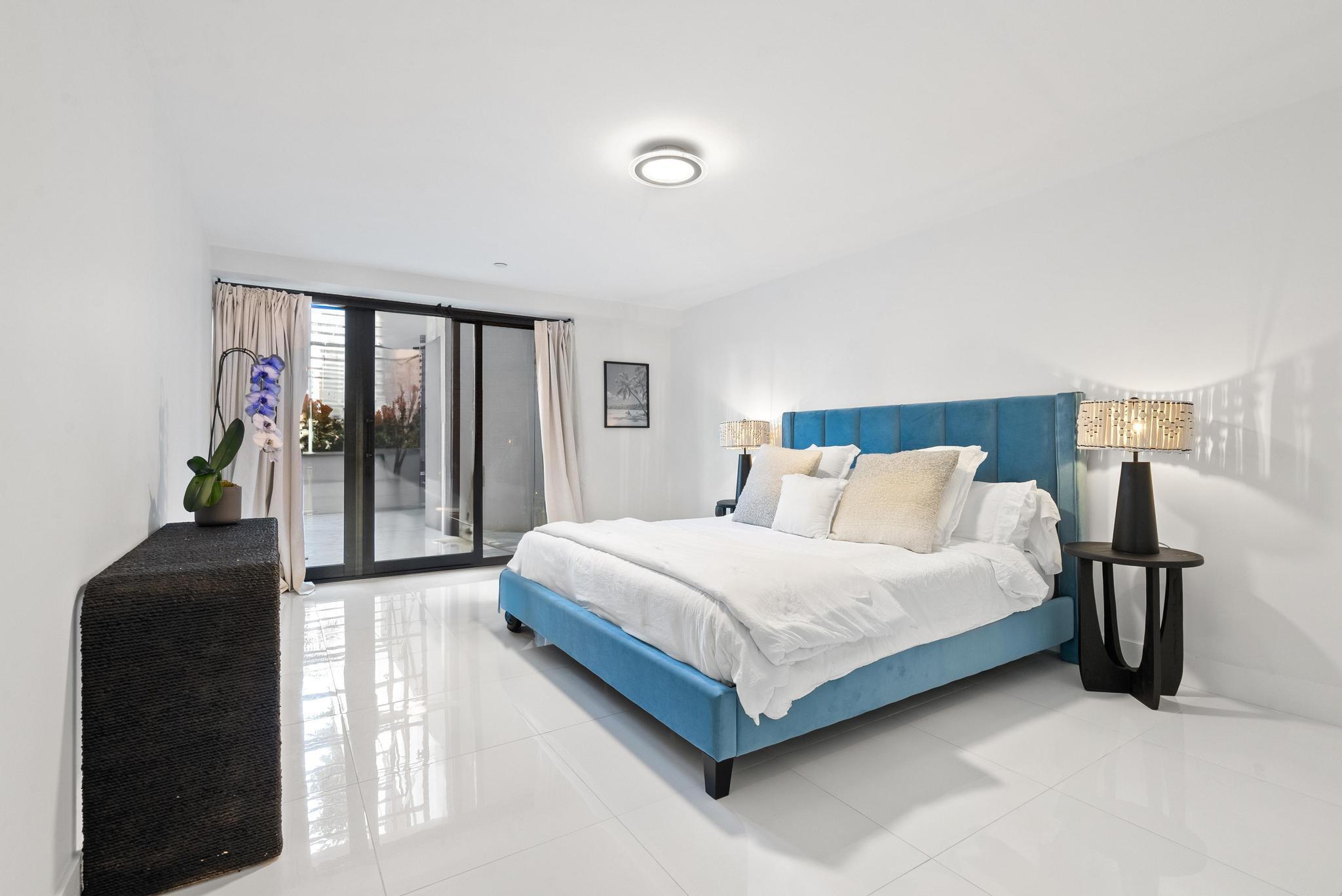 529 S Flagler Drive S Th3f, West Palm Beach, FL, 33401/$2,200,000 1 529 S Flagler Drive S Th3f