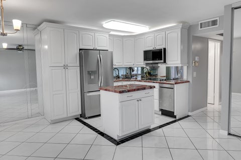 Photo of 3061 EXETER D, Boca Raton, FL 33434 (MLS # B26086710)