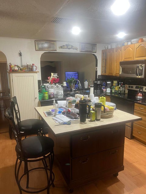 Tiny photo for 8155 NW 39TH Street, Coral Springs, FL 33065 (MLS # B26088978)