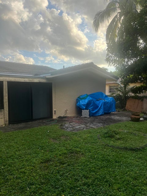 Tiny photo for 8155 NW 39TH Street, Coral Springs, FL 33065 (MLS # B26088978)