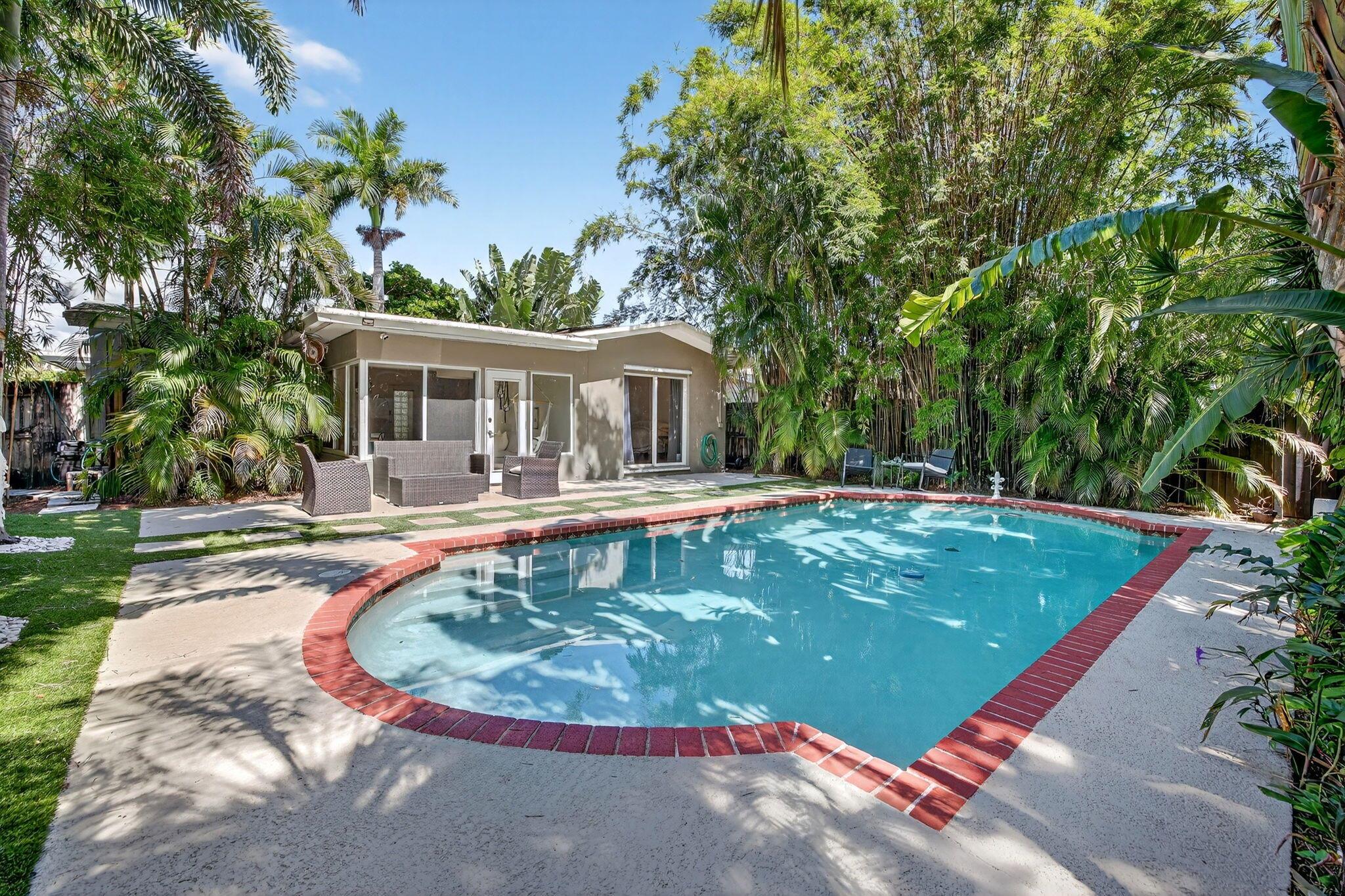 NORTH ANDREWS GARDENS - Residential