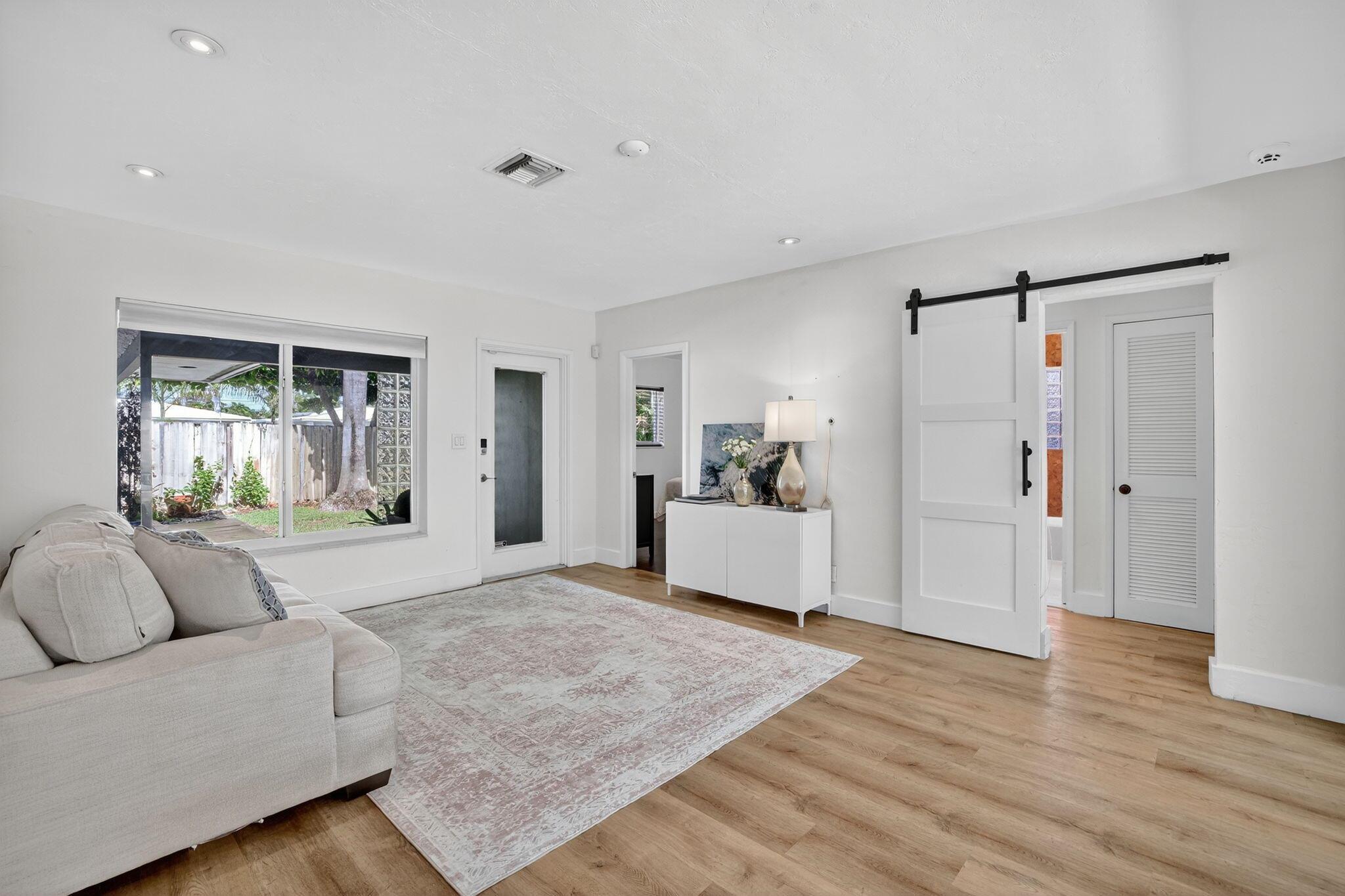 NORTH ANDREWS GARDENS - Residential