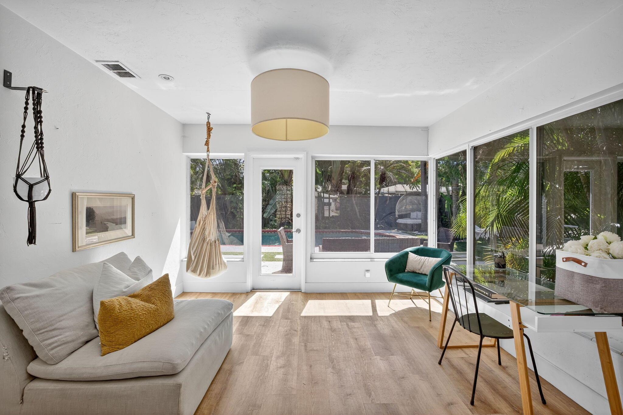 NORTH ANDREWS GARDENS - Residential