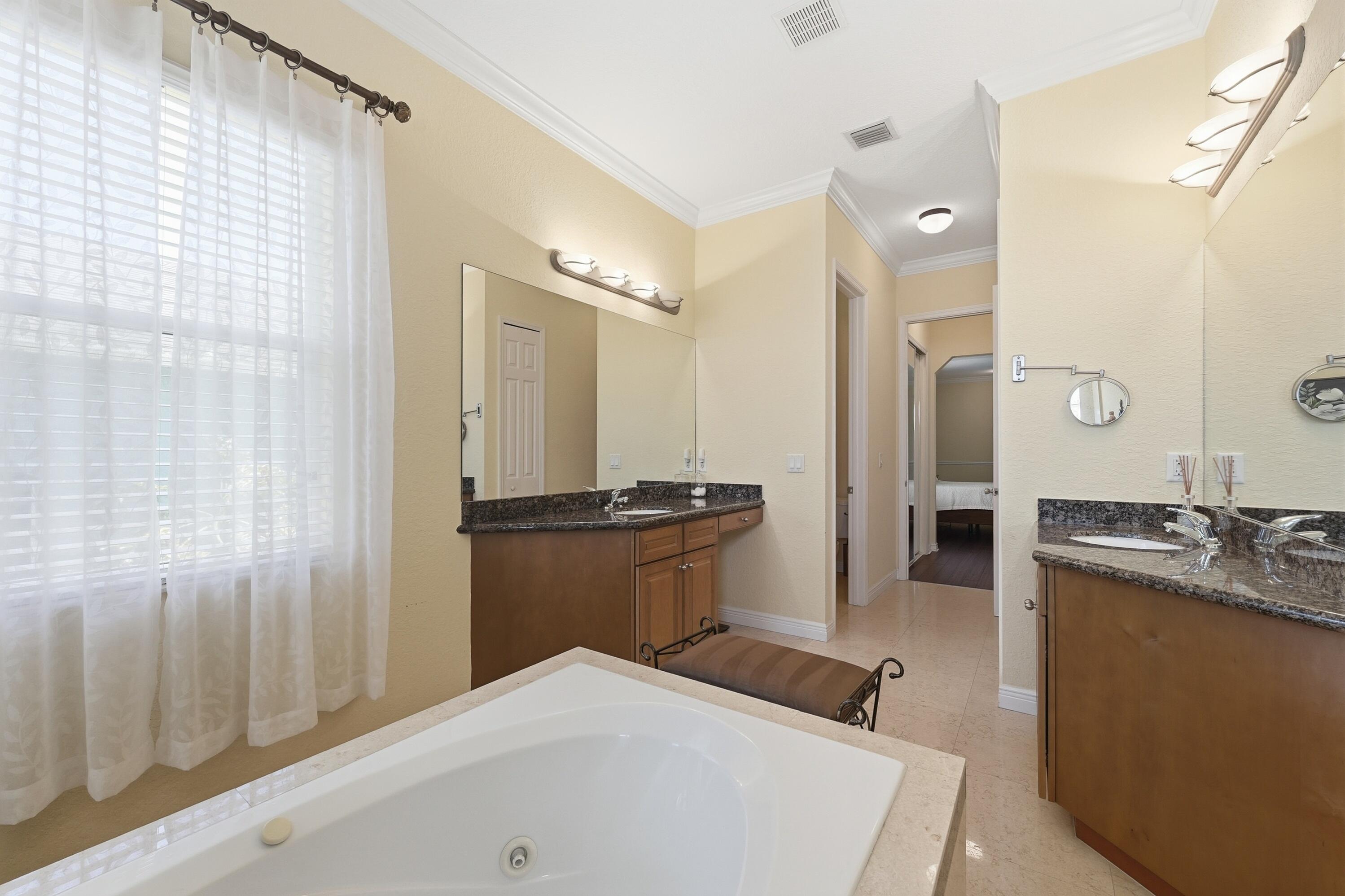 PORT ST LUCIE SECTION 40 - Residential