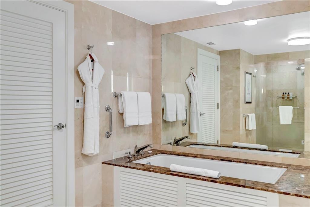 Ritz-Carlton - Residential