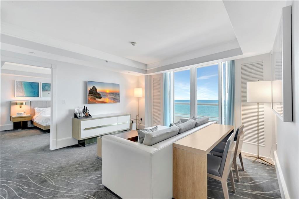 Ritz-Carlton - Residential
