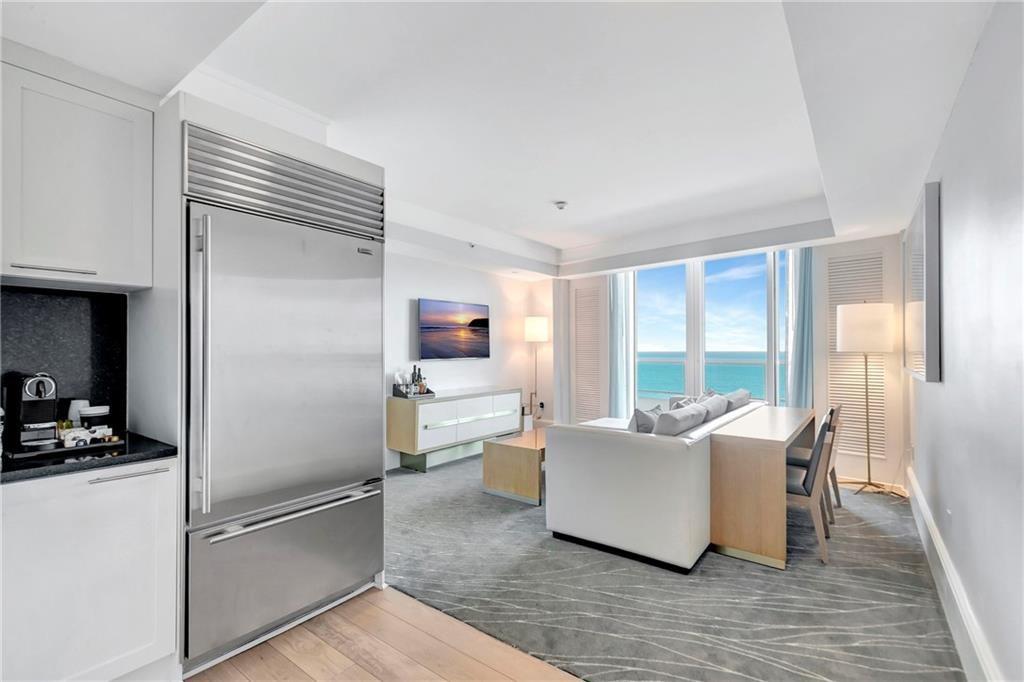 Ritz-Carlton - Residential