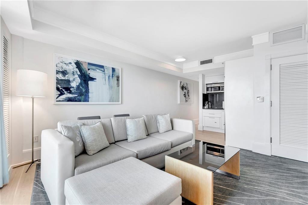 Ritz-Carlton - Residential