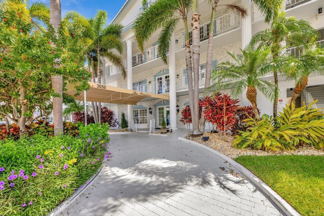 3050 NE 48th Street 107