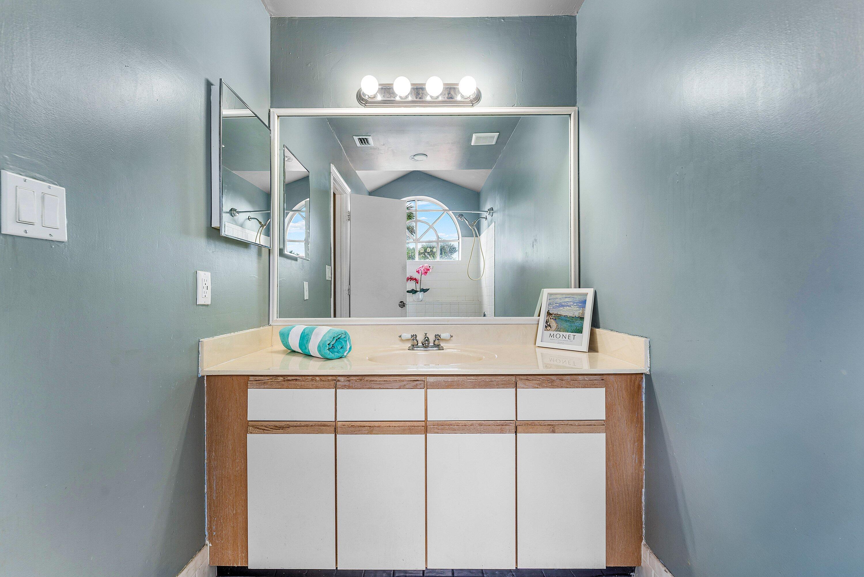 CYPRESS GLEN TOWNHOMES CONDO - Residential