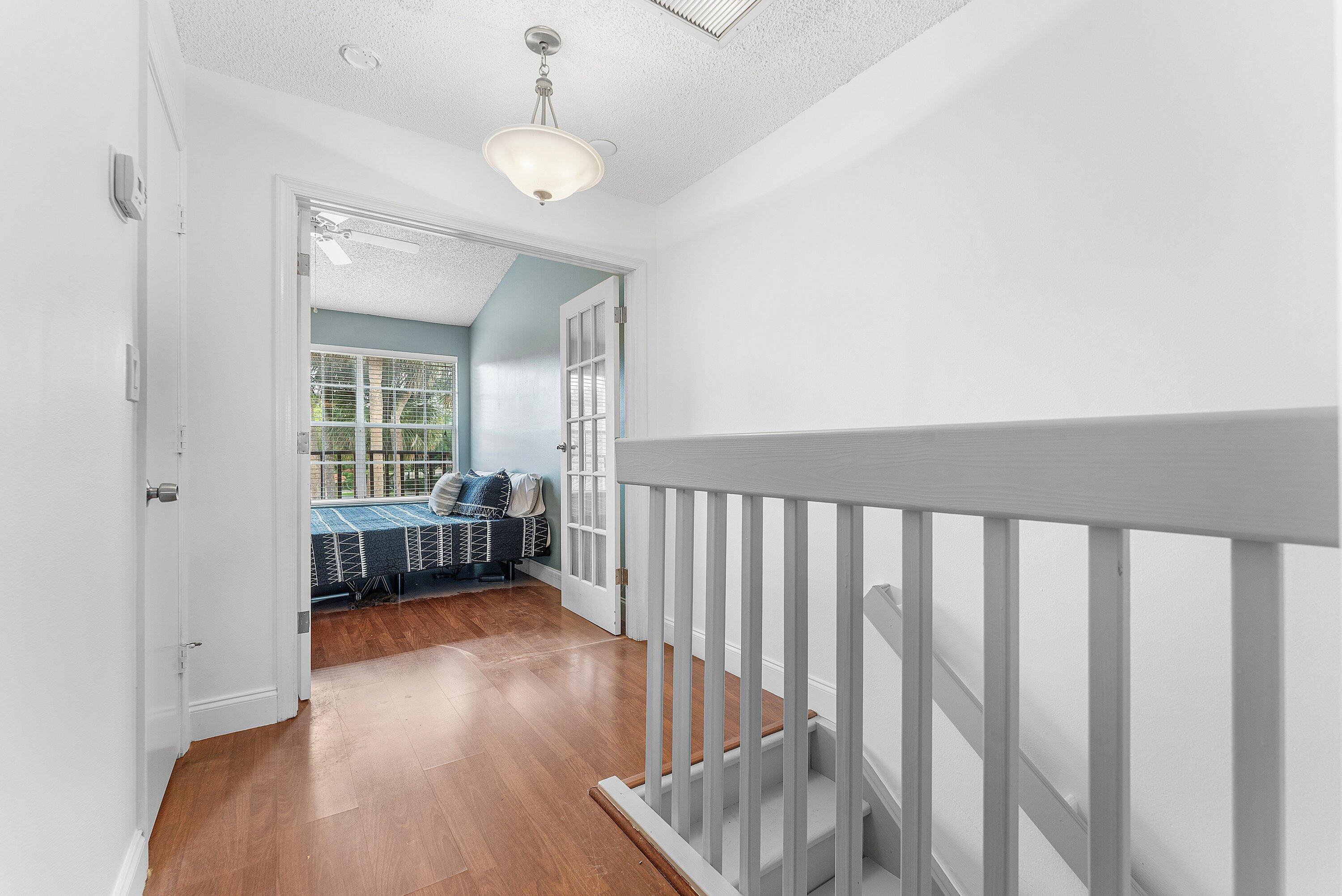 CYPRESS GLEN TOWNHOMES CONDO - Residential