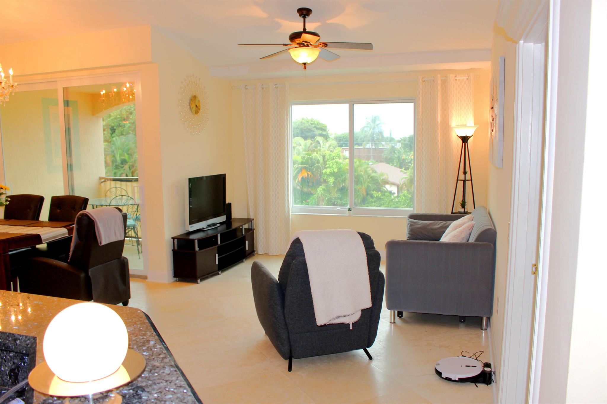 523 Villa Circle