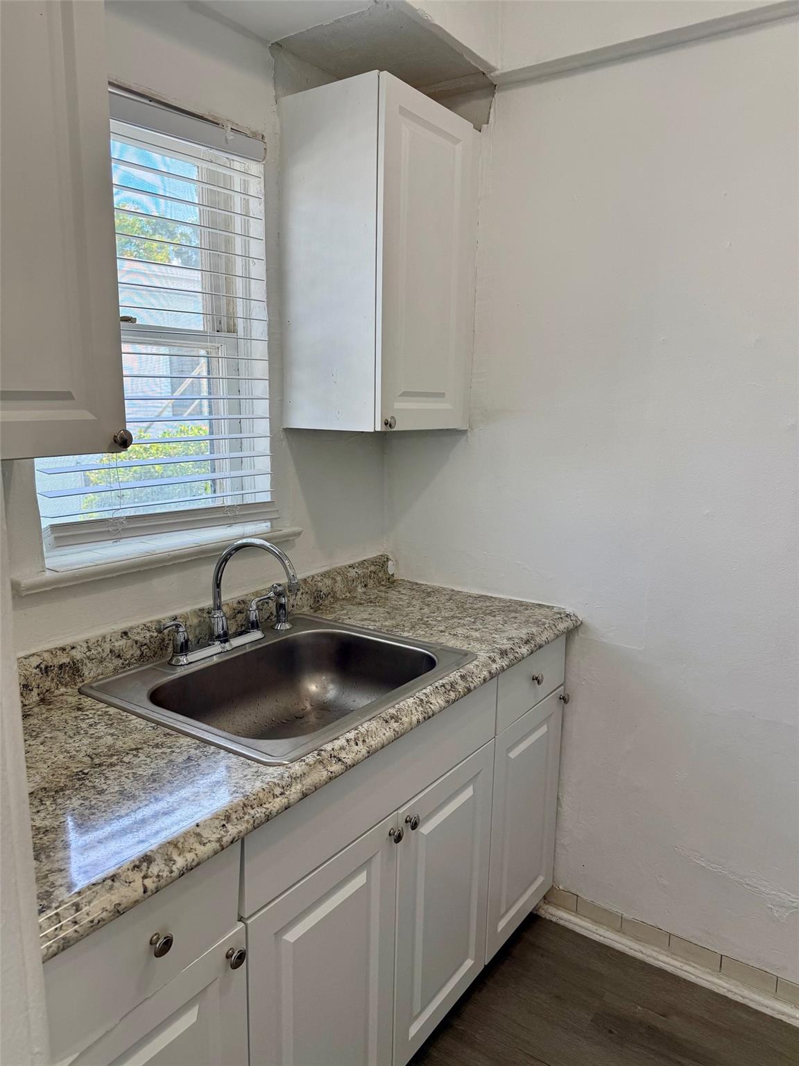 Granada Hall - Residential Lease