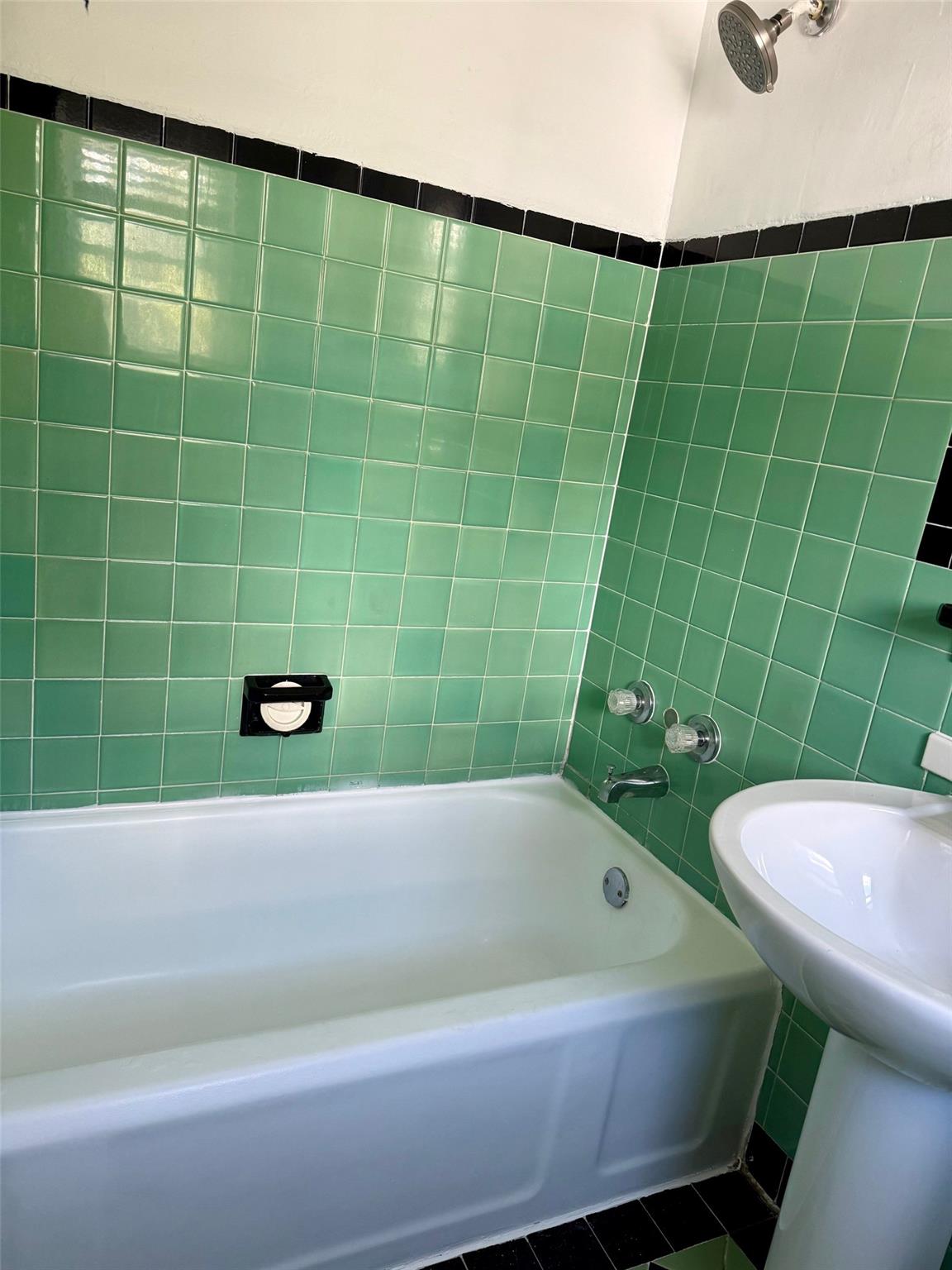 Granada Hall - Residential Lease