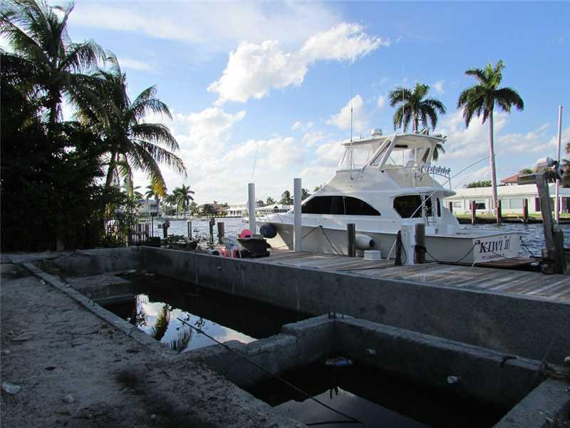 DOLPHIN ISLES - Residential