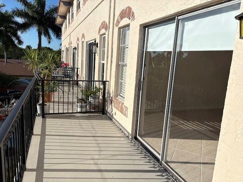 Tiny photo for 650 Tennis Club Drive #305, Fort Lauderdale, FL 33311 (MLS # B26049023)