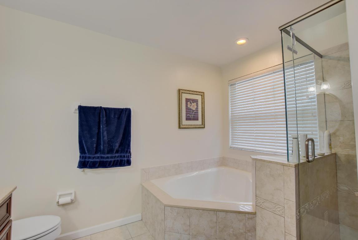 INDIGO LAKES - Residential