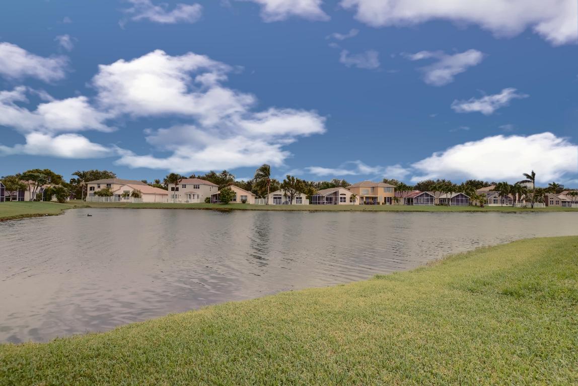 INDIGO LAKES - Residential