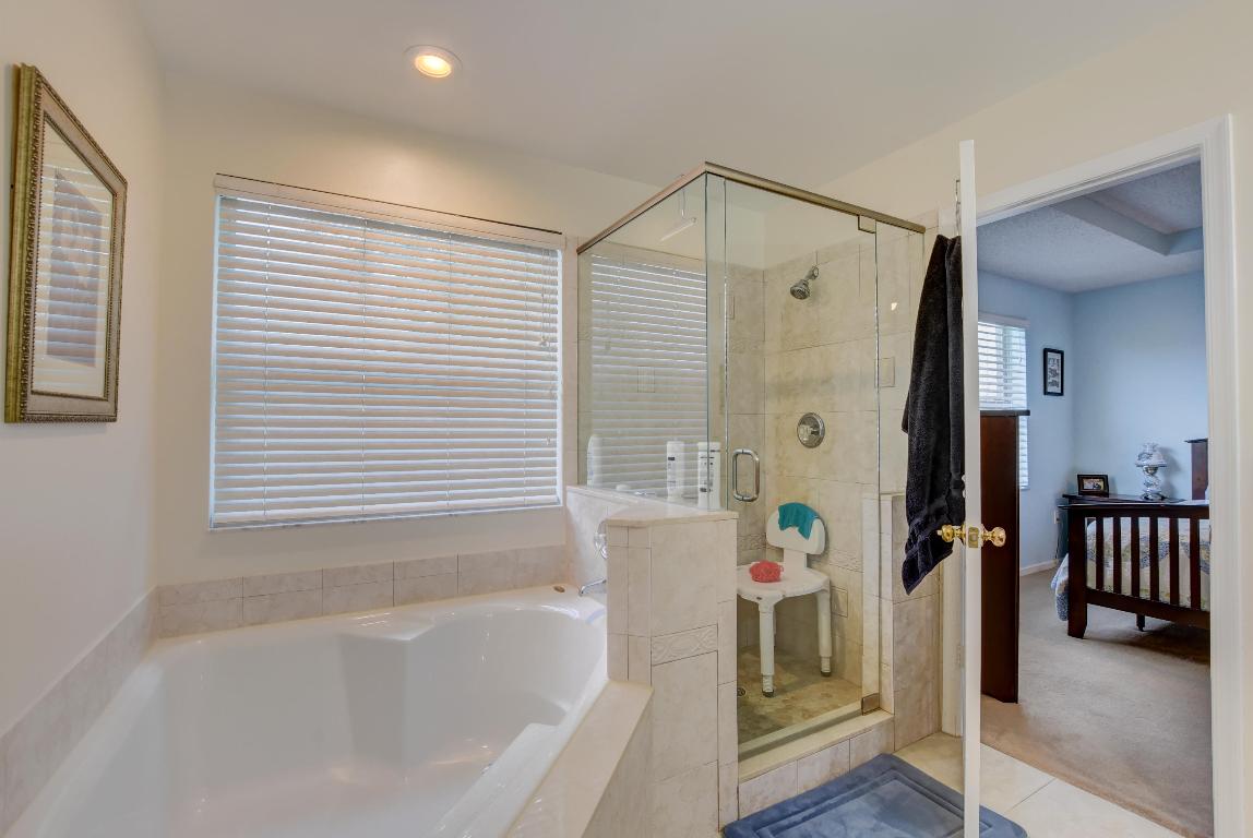 INDIGO LAKES - Residential