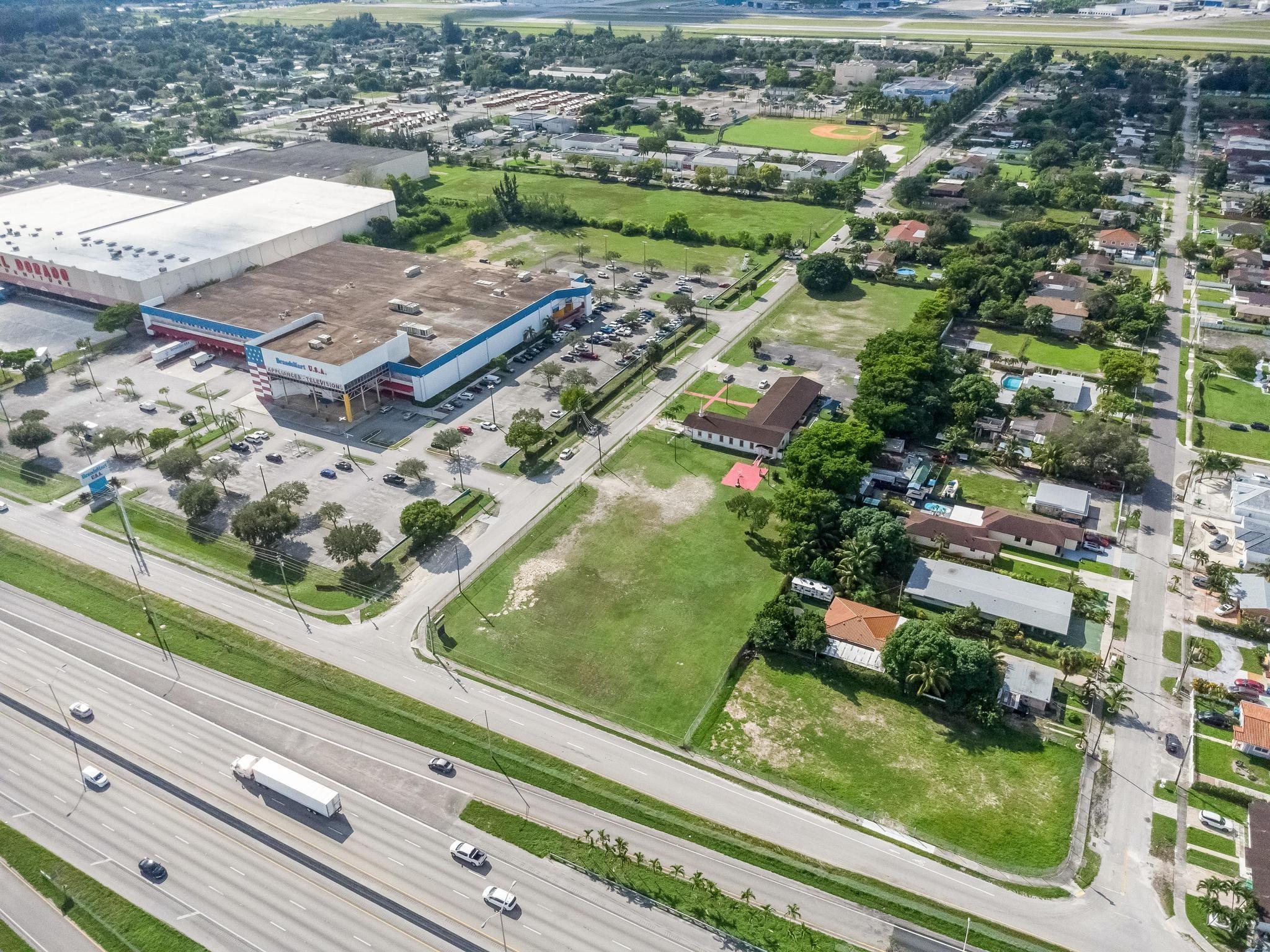 16600 NW 44th Ct