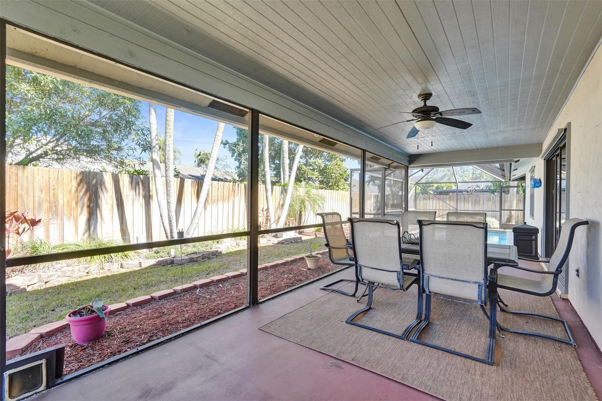 HUNTINGTON WOODS - Residential