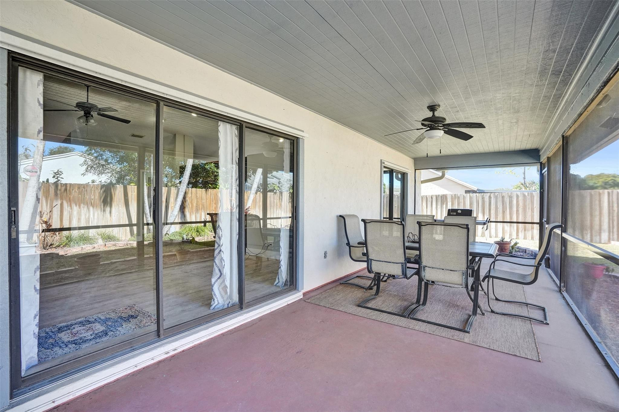 HUNTINGTON WOODS - Residential