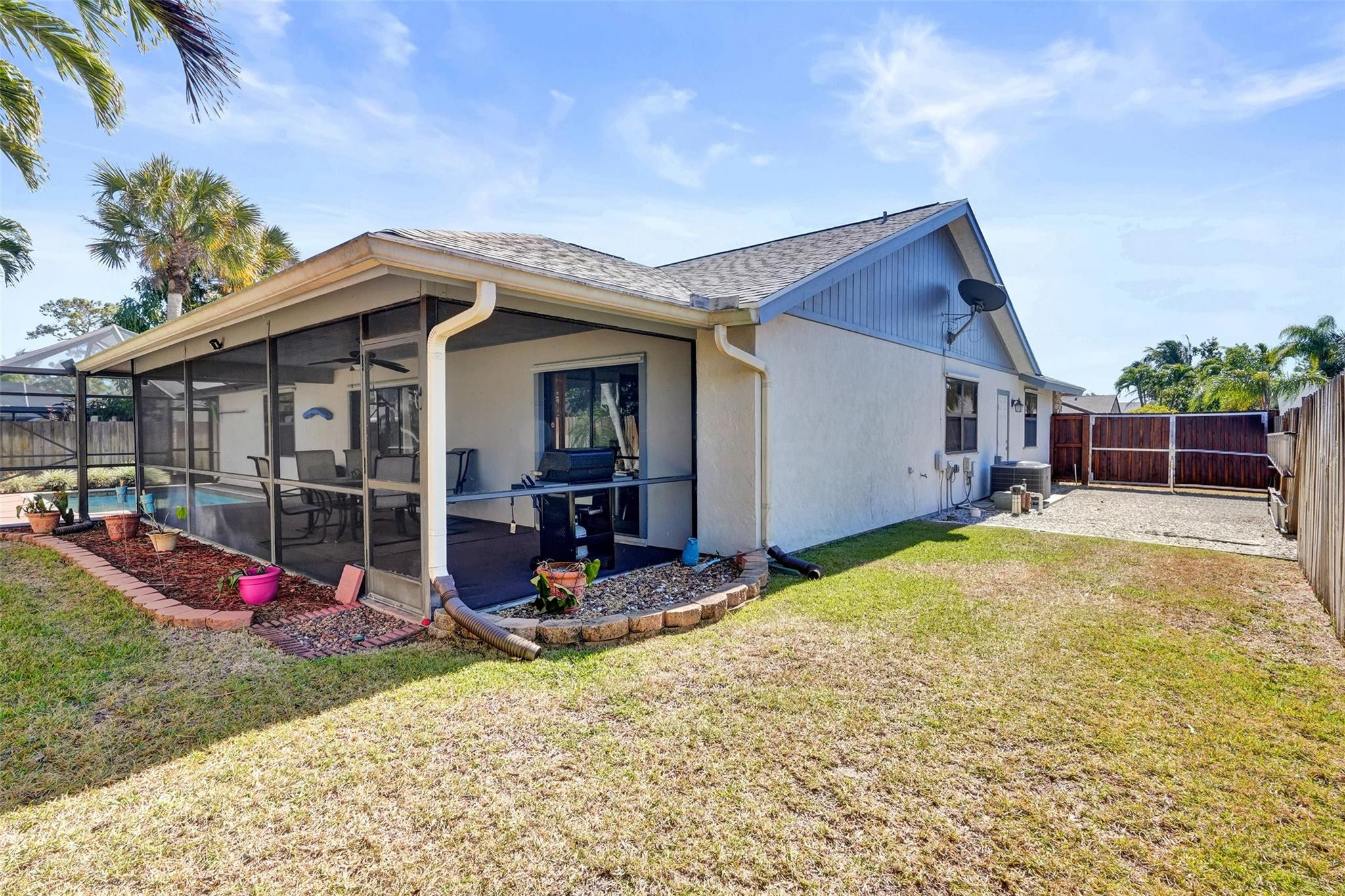 HUNTINGTON WOODS - Residential