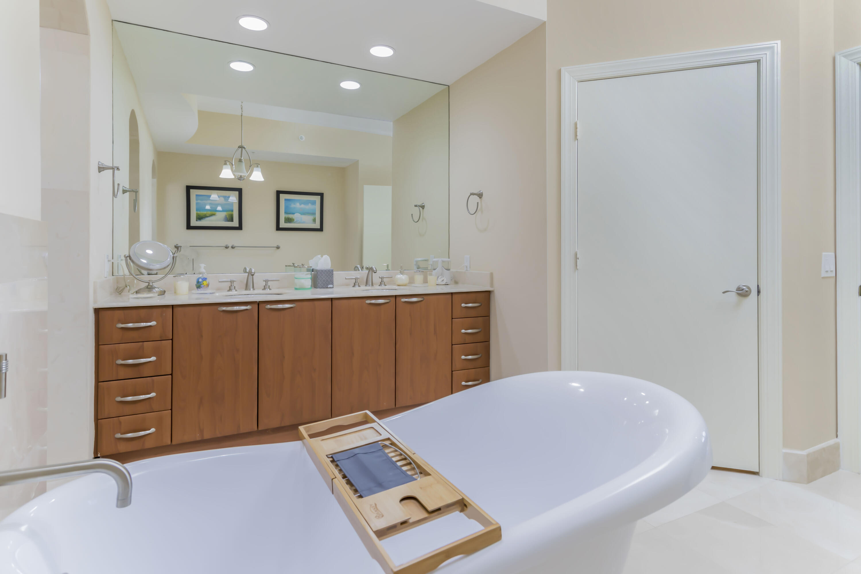 ORCHID BEACH CONDOMINIUM - Residential Lease