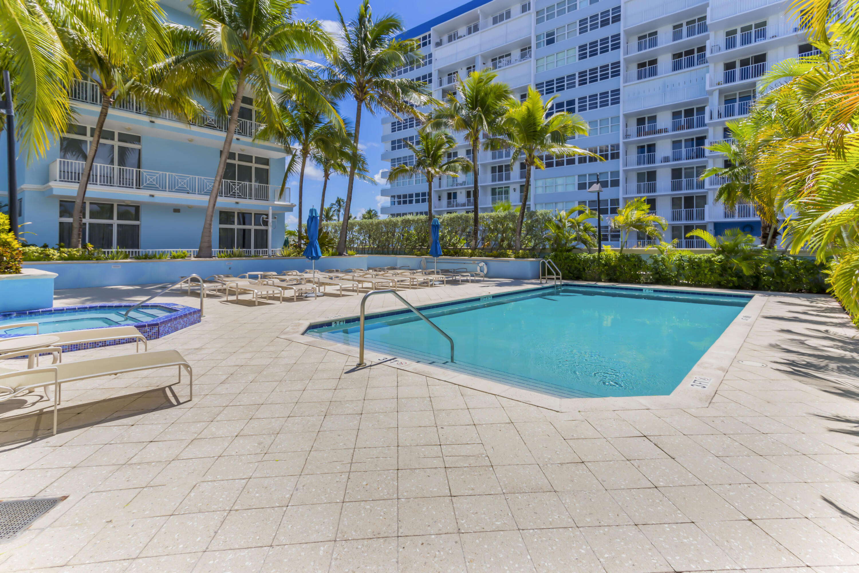 ORCHID BEACH CONDOMINIUM - Residential Lease