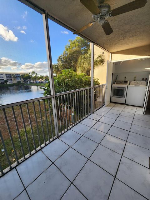 A home in Lauderdale Lakes