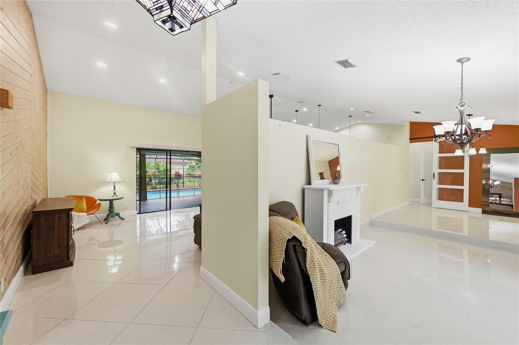 CYPRESS GLEN - Residential