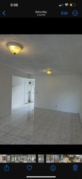 Village Royal Greenridge - Residential