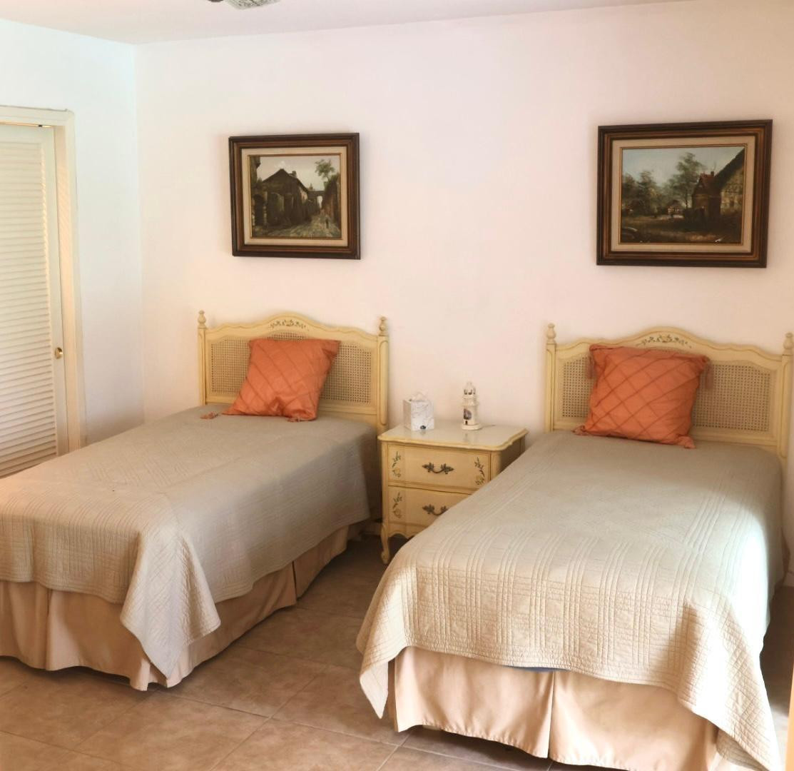 Lighthouse Point Gardens - Residential