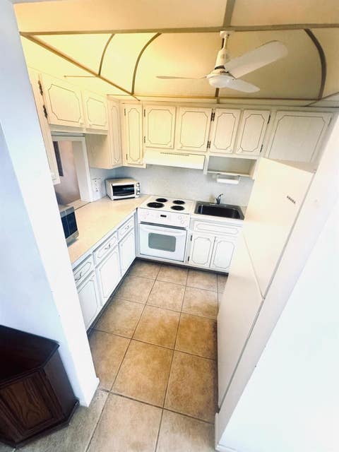 Tiny photo for 2050 NE 39th Street #209w, Lighthouse Point, FL 33064 (MLS # F10555825)