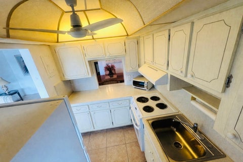 Tiny photo for 2050 NE 39th Street #209w, Lighthouse Point, FL 33064 (MLS # F10555825)