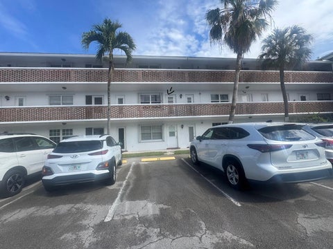 Tiny photo for 2050 NE 39th Street #209w, Lighthouse Point, FL 33064 (MLS # F10555825)